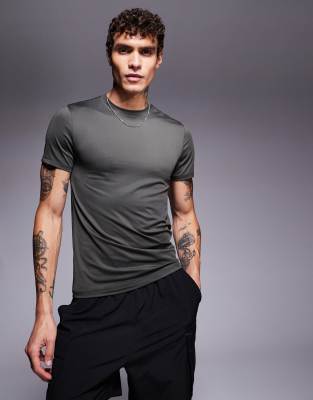 4505 icon muscle fit training t-shirt with quick dry in khaki-Green