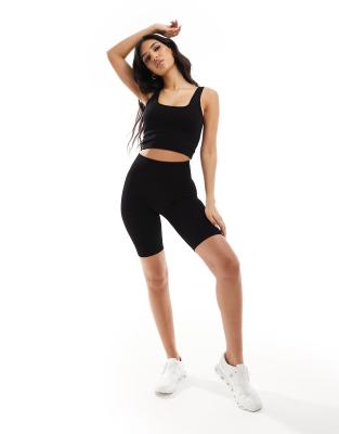 ASOS 4505 - Icon - Nahtlose, schnelltrocknende Leggings-Shorts in geripptem Schwarz, 8 Zoll Schrittlänge