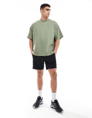 4505 Icon oversized boxy heavyweight t-shirt with quick dry in washed sage-Green