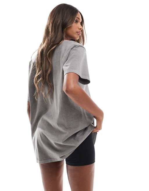 ASOS 4505  Icon oversized t-shirt with quick dry in washed grey, 2 of 4