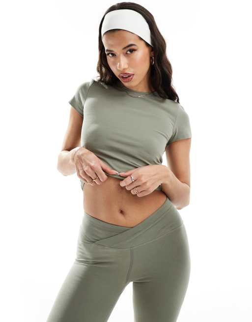 ASOS 4505 Soft touch activewear set in olive green