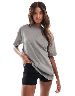 ASOS 4505 - Icon - Schnell trocknendes Oversize-T-Shirt in verwaschenem Grau