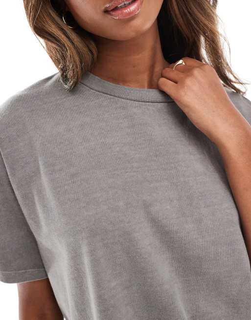ASOS 4505 – Icon – Schnell trocknendes Oversize-T-Shirt in verwaschenem Grau, 3 von 4