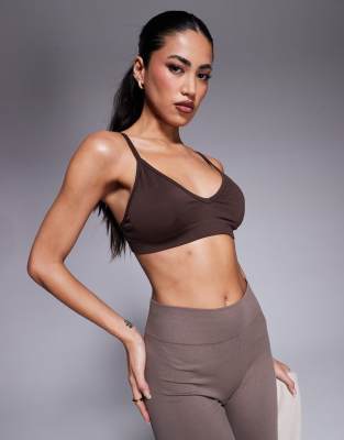 Asos Design 4505 Icon Seamless Active Intimate Light Support Sports Bra In Cocoa-brown