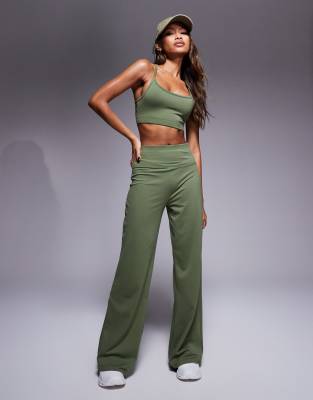 ASOS 4505 Icon soft touch wide leg dance pant in khaki-Green