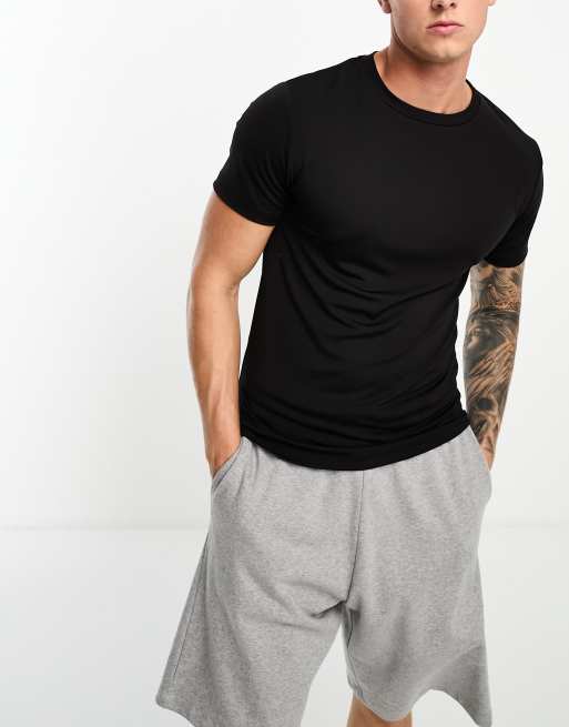 ASOS 4505 Icon - Sort tætsiddende trænings-T-shirt i hurtigttørrende stof 