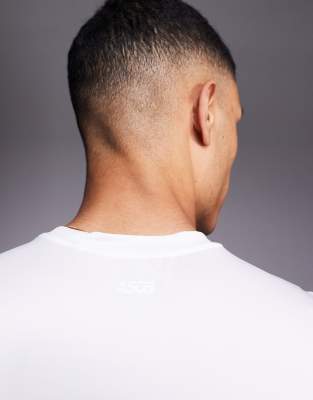 Asos 4505 Icon Training Sleeveless Tank With Quick Dry In White
