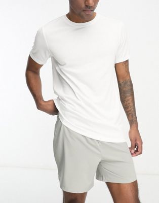 ASOS 4505 Icon training t-shirt with quick dry in White