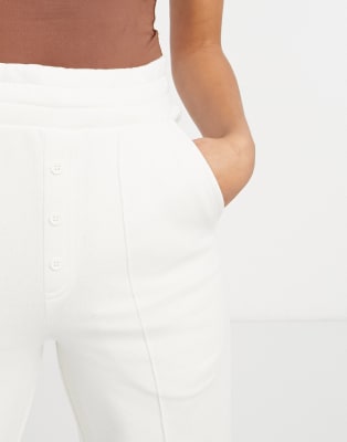 ASOS 4505 - Joggingbroek met wijde pijpen, knopen aan de voorkant en  plooitjes | ASOS