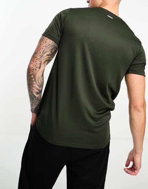 ASOS 4505 – Kakifärgad t-shirt för träning i snabbtorkande material med logga  