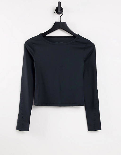 Sportswear long sleeve top with cut out detail 