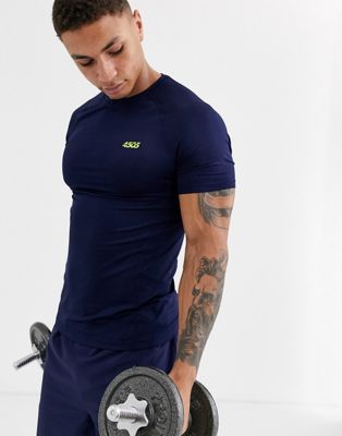 ASOS 4505 – Marinblå snabbtorkande t-shirt i muscle fit