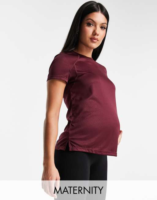 ASOS 4505 Maternity – Icon Performance – Tränings t-shirt 