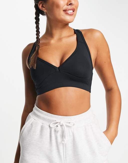 ASOS 4505 Icon seamless light support sports bra with removable