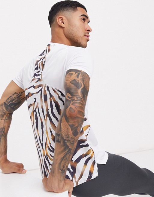 ASOS 4505 muscle training t-shirt with contrast animal print