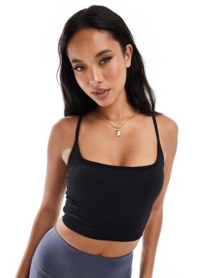 ASOS 4505 - Nahtlose, geripptes Yoga-Camisole mit integriertem BH und Logo-Schwarz