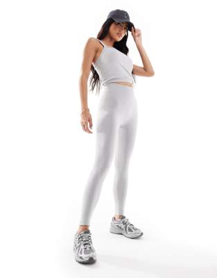 ASOS 4505 - Nahtlose Sport-Leggings in meliertem Grau mit hohem Bund