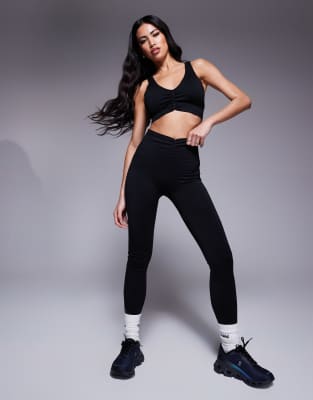 ASOS 4505 - Nahtlose, vorne geraffte Sport-Leggings in Schwarz mit hohem Bund