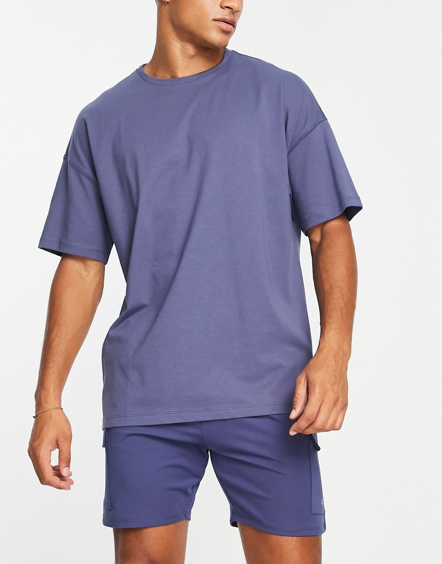 ASOS 4505 oversized training T-shirt with breathable mesh panel-Navy