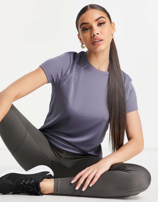 ASOS – 4505 Performance – T-Shirt mit Logo 