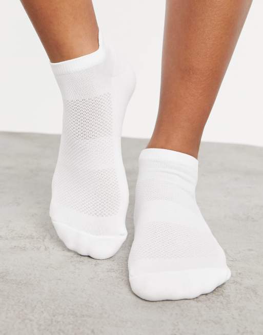 ASOS 4505 run trainer socks with antibacterial finish 3 pack