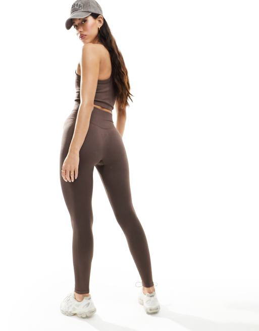 ASOS 4505 seamless diagonal rib bum sculpt leggings in dark brown, 3 of 5
