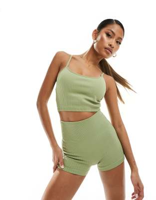 Asos Design 4505 Seamless Double Rib Tank Top With Removeable Padding In Pistachio-green