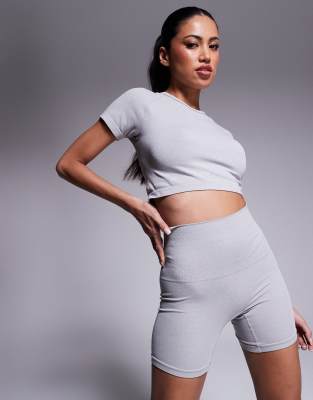 ASOS 4505 Seamless high waist 5 inch legging shorts in grey marl