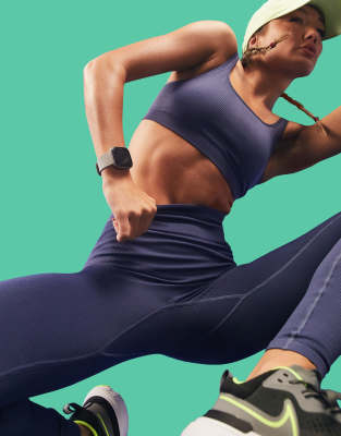 Thumbnail 1 of 4