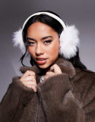 4505 Ski faux fur earmuffs in white