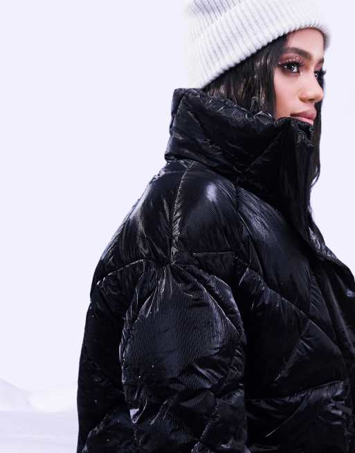 Missguided Ski Reversible Puffer Jacket in Black