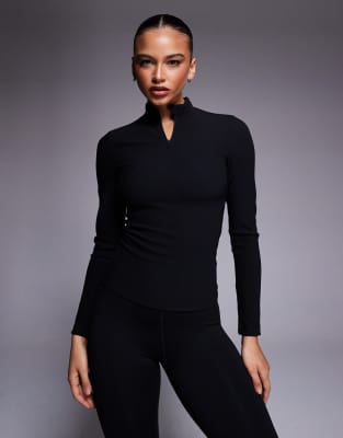 ASOS 4505 Ski & Snow ASOS 4505 Ski ribbed fleece back base layer long sleeve 1/4 zip with thermal treatment in black