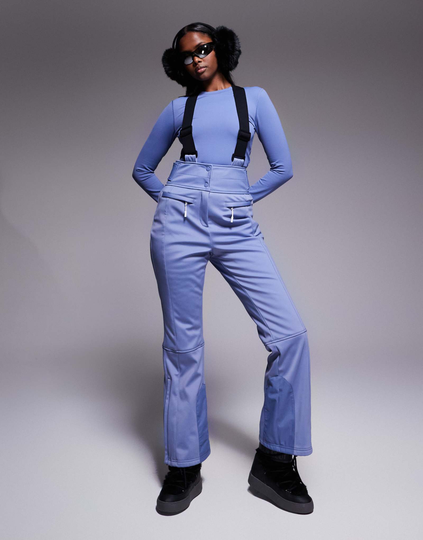 Лыжные водоотталкивающие брюки-клеш ASOS 4505 Ski soft shell синего цвета