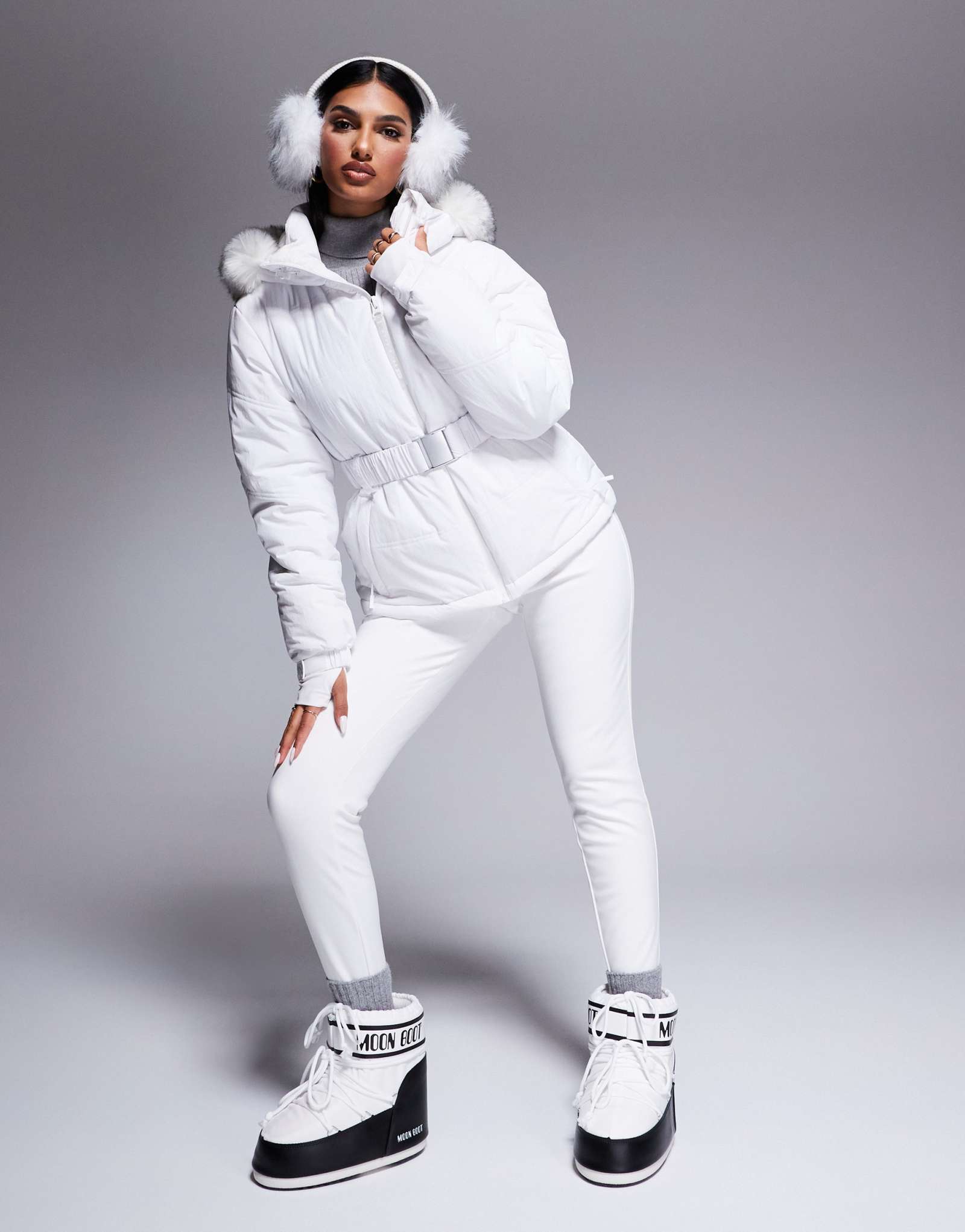 ASOS 4505 Ski soft shell водоотталкивающие узкие лыжные брюки белого цвета