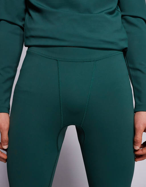 ASOS 4505 Ski thermal fleece back base layer legging with sweat wicking in dark green, 4 of 5