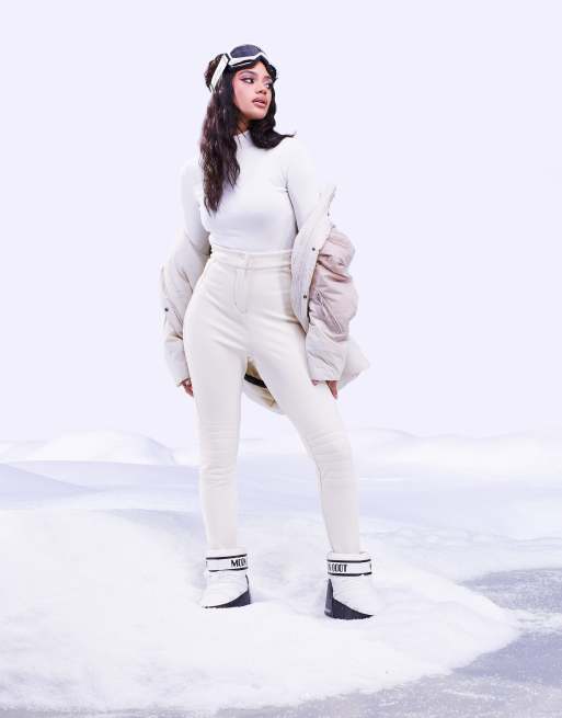 Ski outfit  White ski pants, Winter outfits, Ski outfit