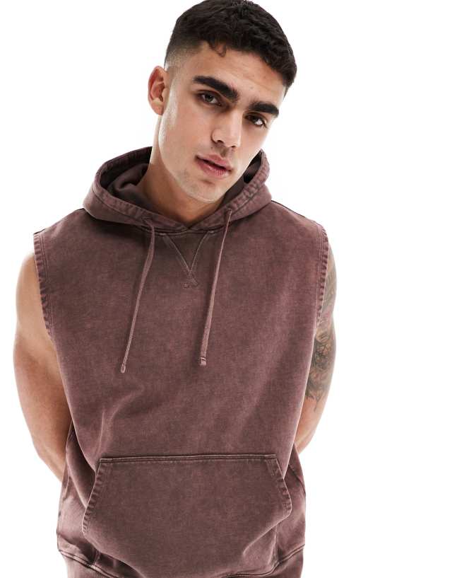 ASOS 4505 - sleeveless oversized training hoodie with quick dry in washed brown