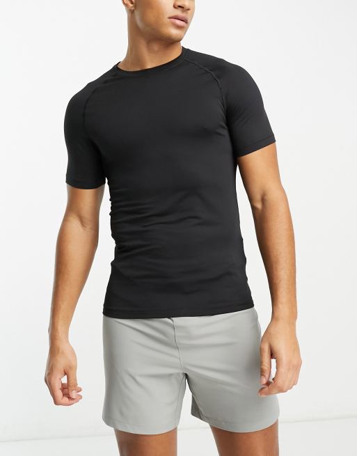 ASOS 4505 – Snabbtorkande tränings-t-shirt i kroppsnära passform med logga 