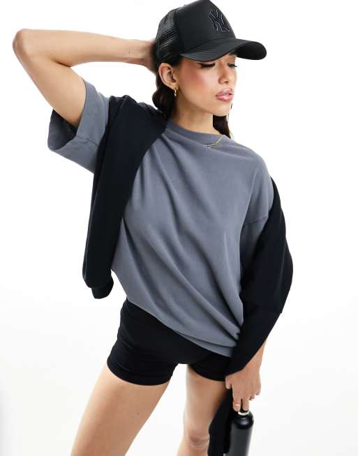 ASOS - 4505 - Sort, forvasket, oversized og kraftig T-shirt med firkantet pasform i hurtigttørrende materiale