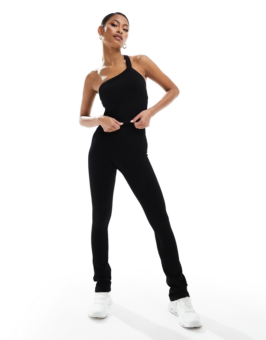 4505 Studio seamless slim kick flare legging in black