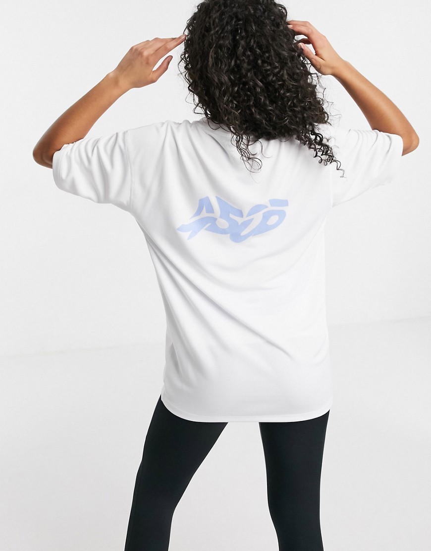 ASOS 4505 – T-shirt i oversize med logga-Vit