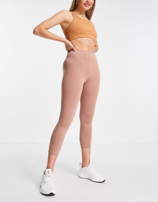 seamless ribbed leggings in mushroom