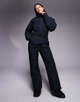 ASOS 4505 Tall - Ski - Retro-Skianzug in Schwarz mit Gürtel und Stehkragen