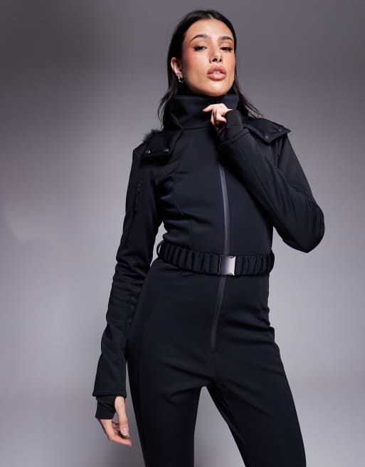 ASOS 4505 Tall – Ski – Softshell-Skianzug in Schwarz mit schmalem, ausgestelltem Bein, Gürtel und Kapuze mit Kunstpelzbesatz, 2 von 4