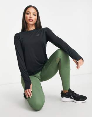 Top da running a maniche lunghe con logo-Nero - ASOS T-shirt donna  - immagine1