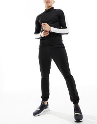 ASOS 4505 training track 1/4 zip top with contrast panel in black - ASOS Price Checker