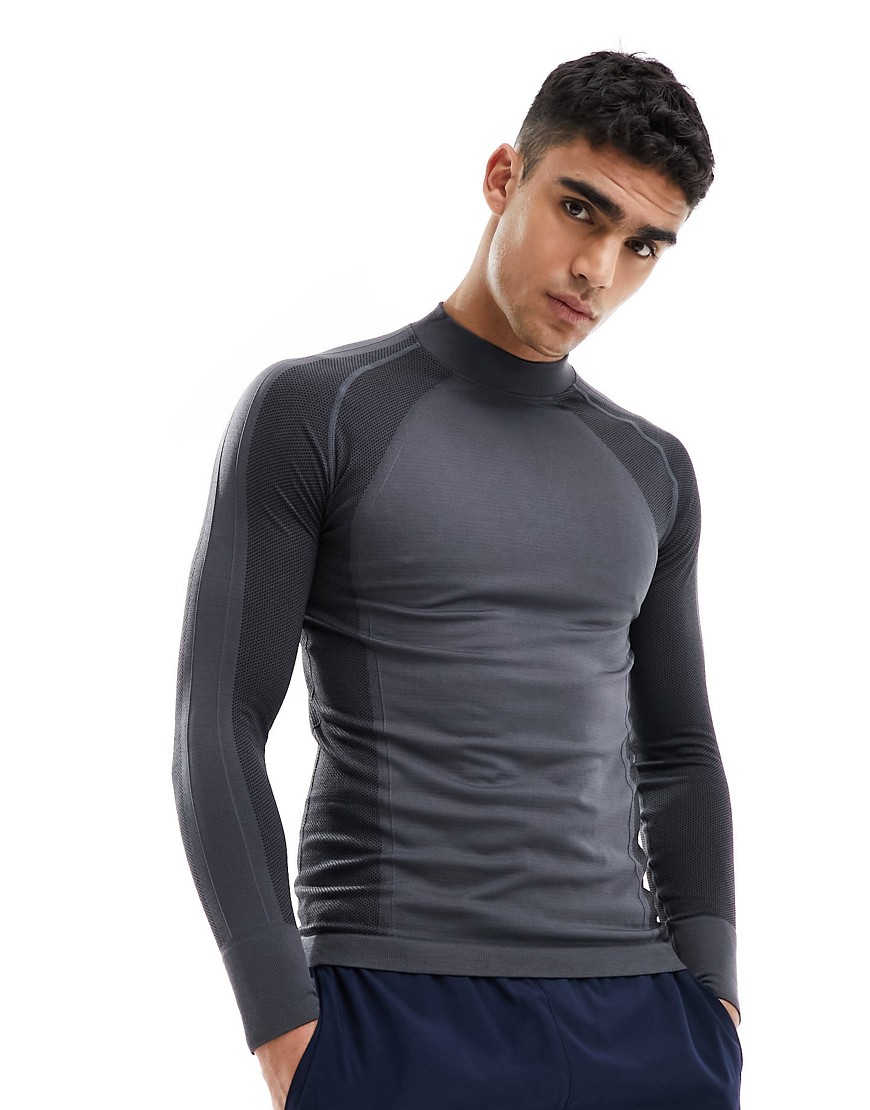 ASOS 4505 training baselayer long sleeve t-shirt in seamless knit-Grey