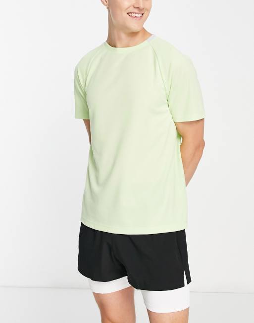 ASOS – 4505 – Trainings-T-Shirt mit bequemem Schnitt in Hellgrün mit Kontrasteffekten
