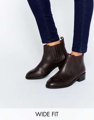 wide fit chelsea boots