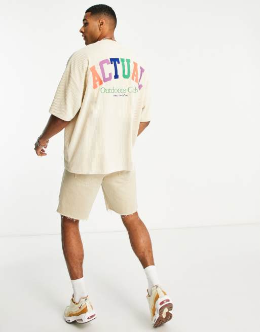 ASOS Actual – Oversize-T-Shirt aus Cord mit aufgesticktem Actual-Outdoors-Club-Logo in gebrochenem Weiß